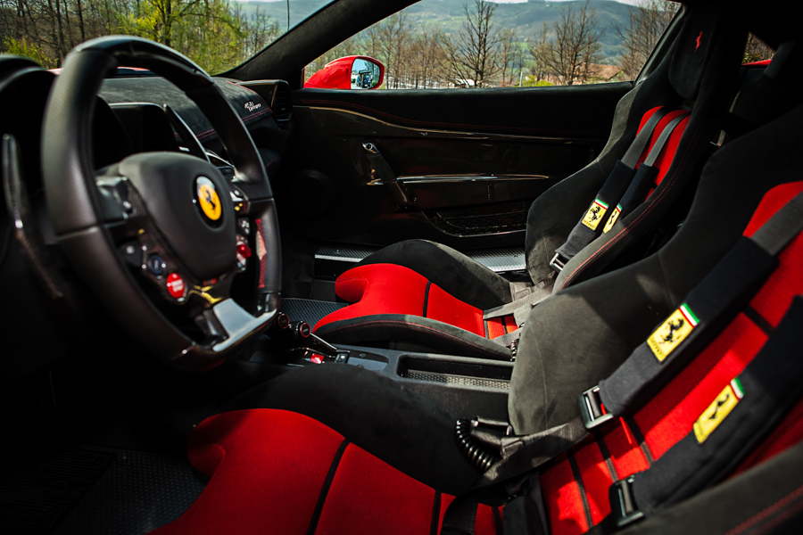 458 Speciale Faves 1920px (14 of 33)